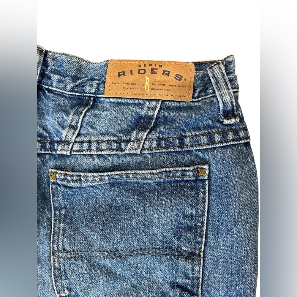 High Rise mom Riders cut off shorts - Picture 5 of 7